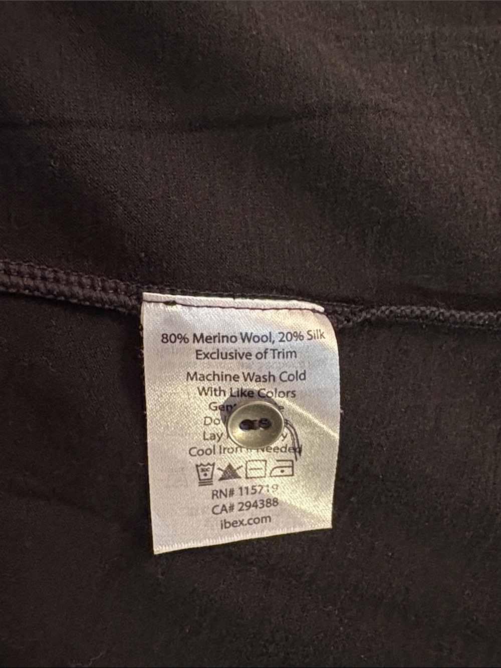 Ibex scoopneck Henley- merino and silk - Picture 4 of 6